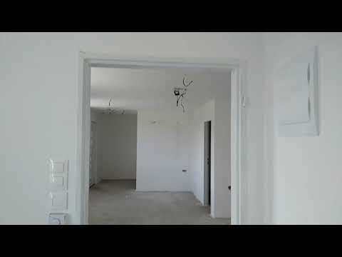 Kontajnerový dom - prehliadka interiéru pred liatim nivelitu